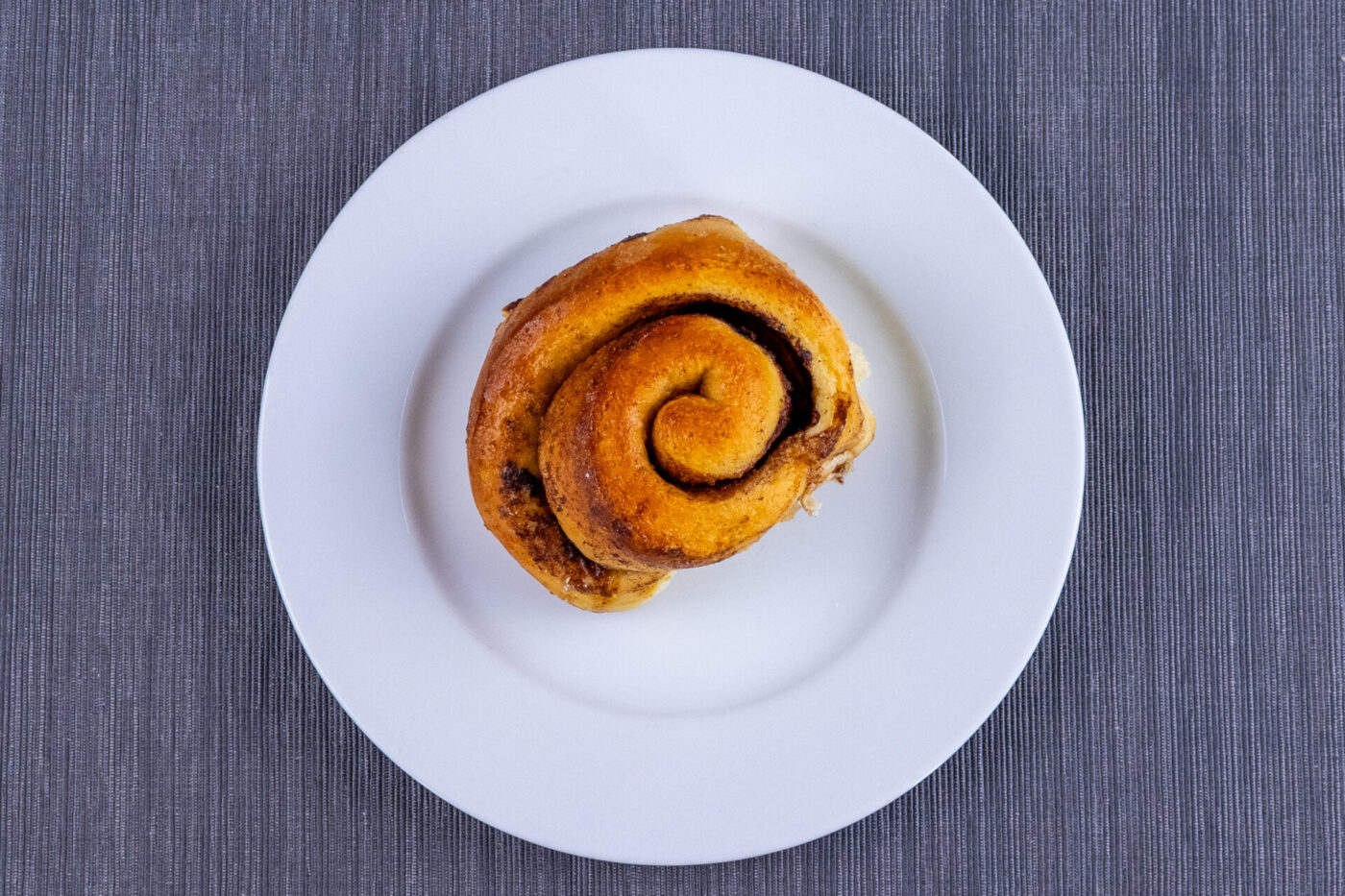 Cinnamon bun with no glaze