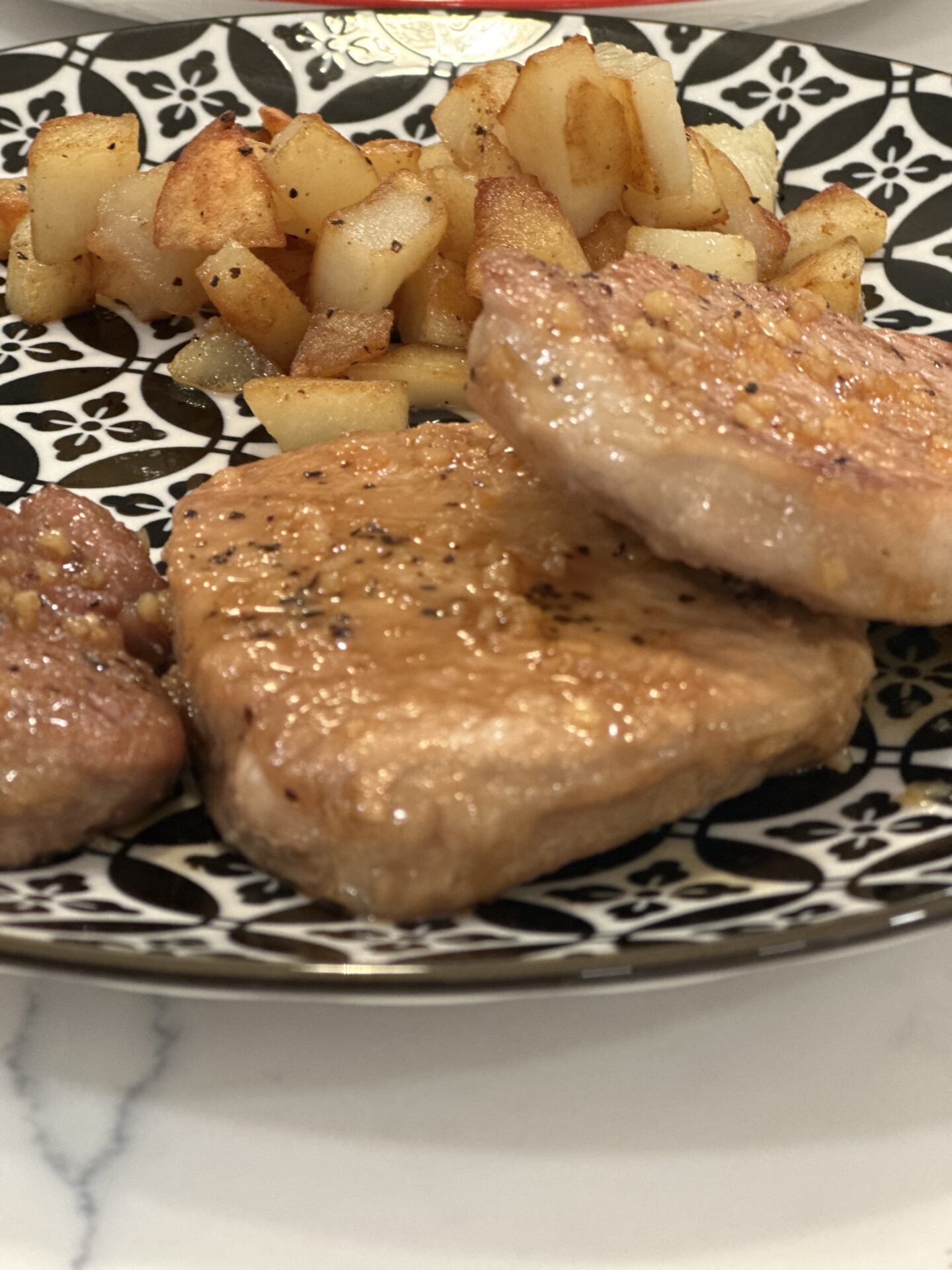 Pork Chops with Honey-Garlic Sauce - CookingHub