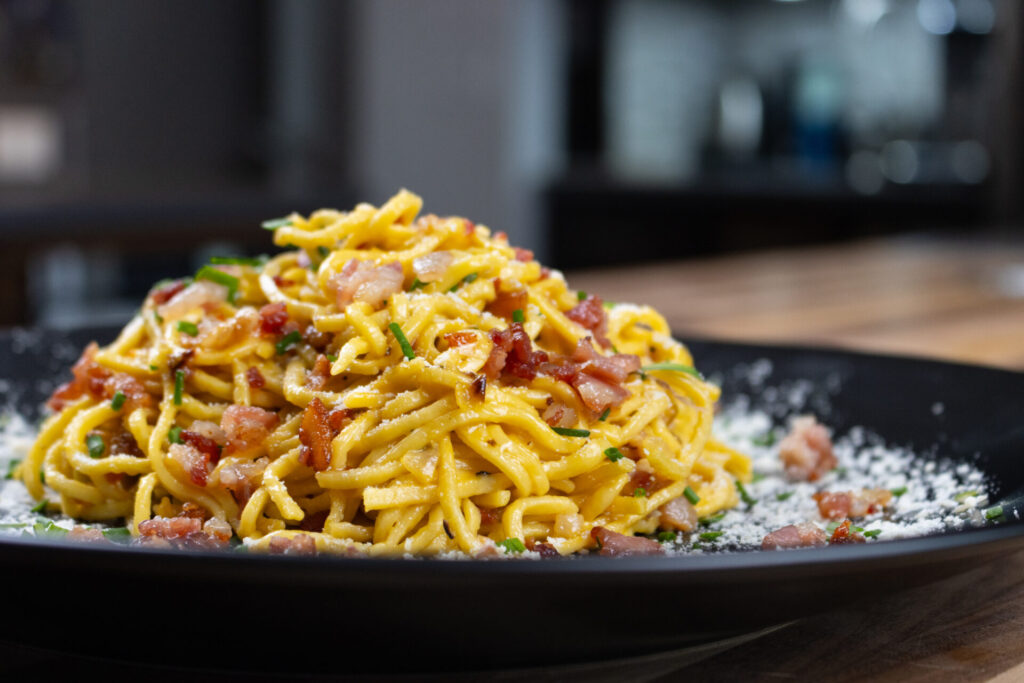 spaghetti carbonara on the plate