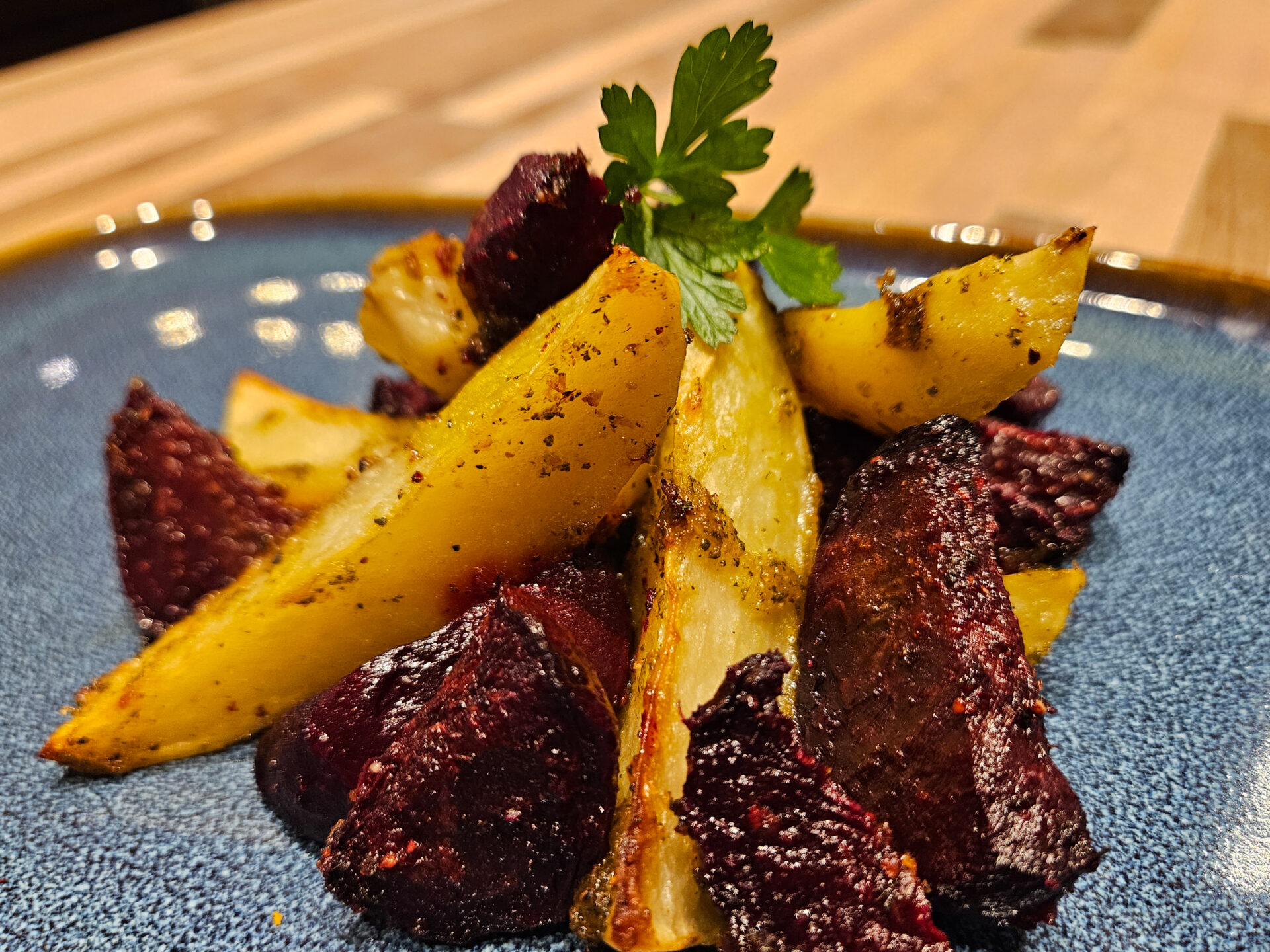 Oven-Roasted Wedges with Beets - CookingHub