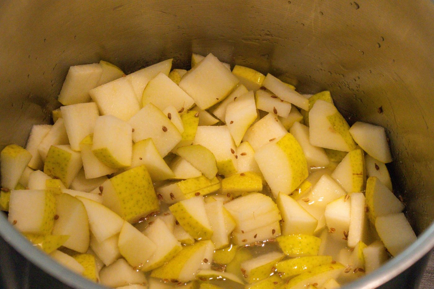 Frgal kolach with Pear - steps -01