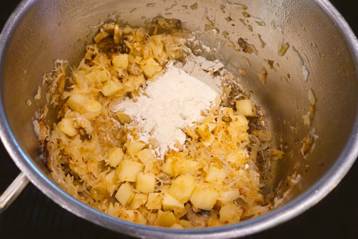 Valašská Kyselica Soup - steps-09