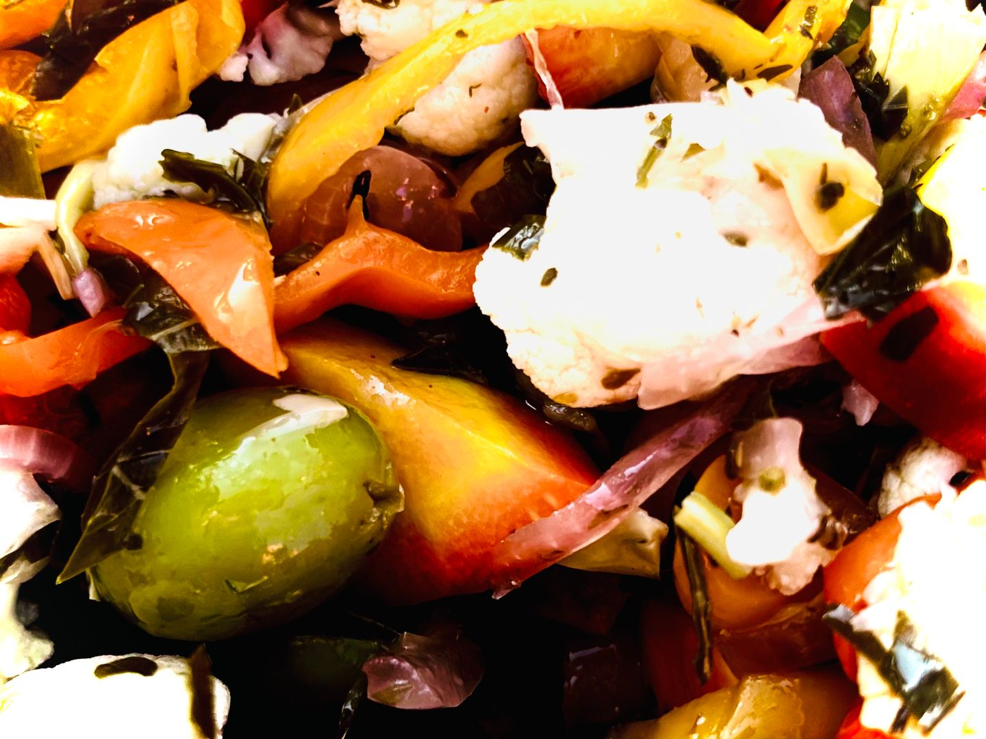 Giardiniera-Style Pickled Farmed Vegetables - CookingHub